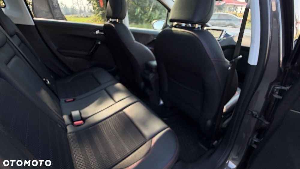 Peugeot 2008 - 26