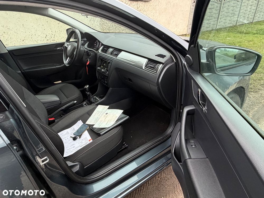 Skoda RAPID 1.2 TSI Style Plus - 5