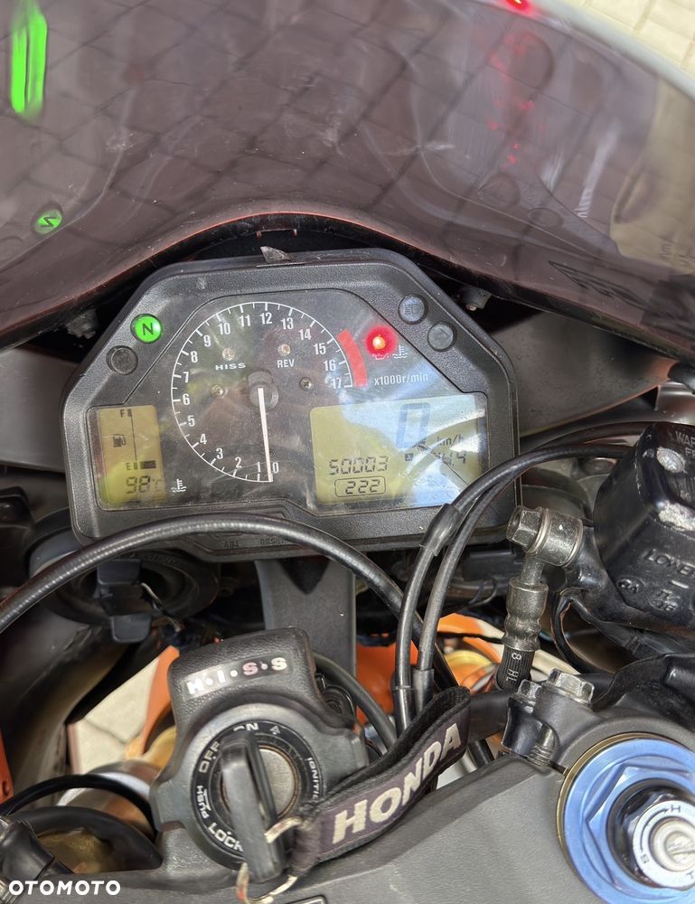 Honda CBR - 8