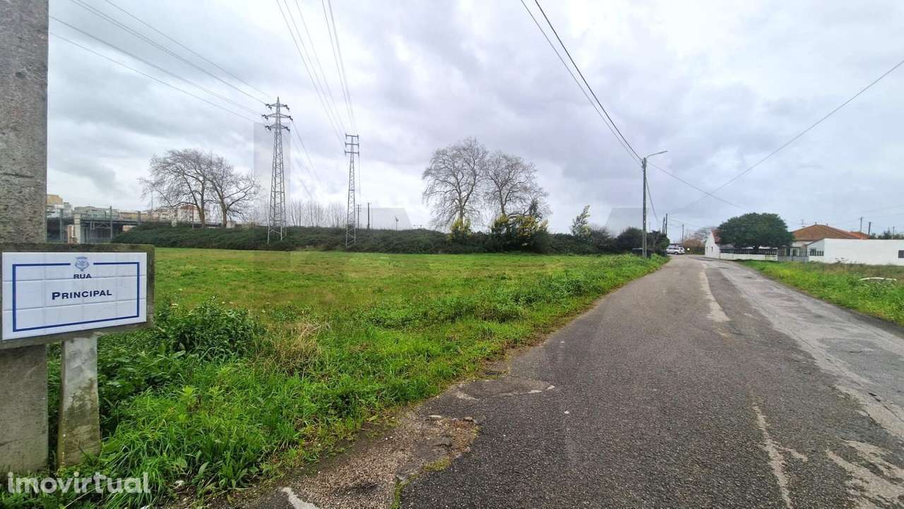 Oportunidade Estratégica em Aveiro: Terreno para Loteamento ou Projeto - Grande imagem: 5/12