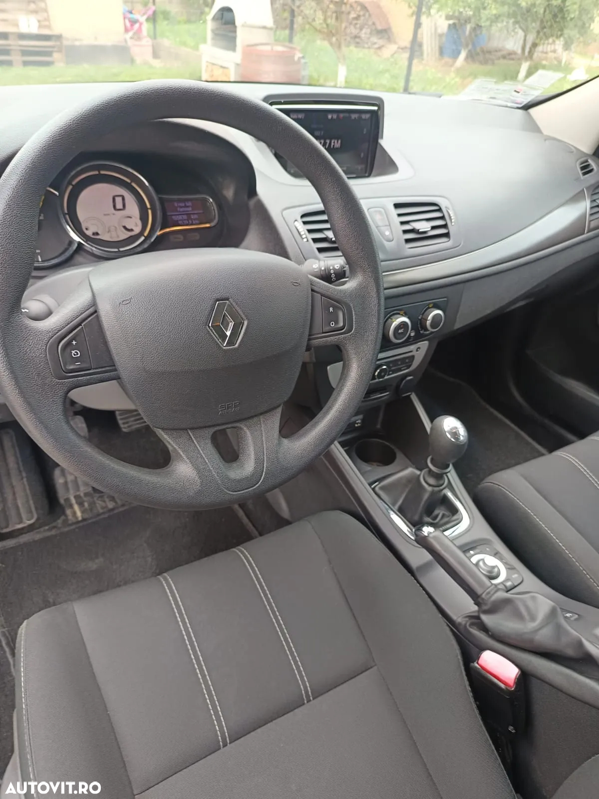 Renault Megane ENERGY TCe Life - 5