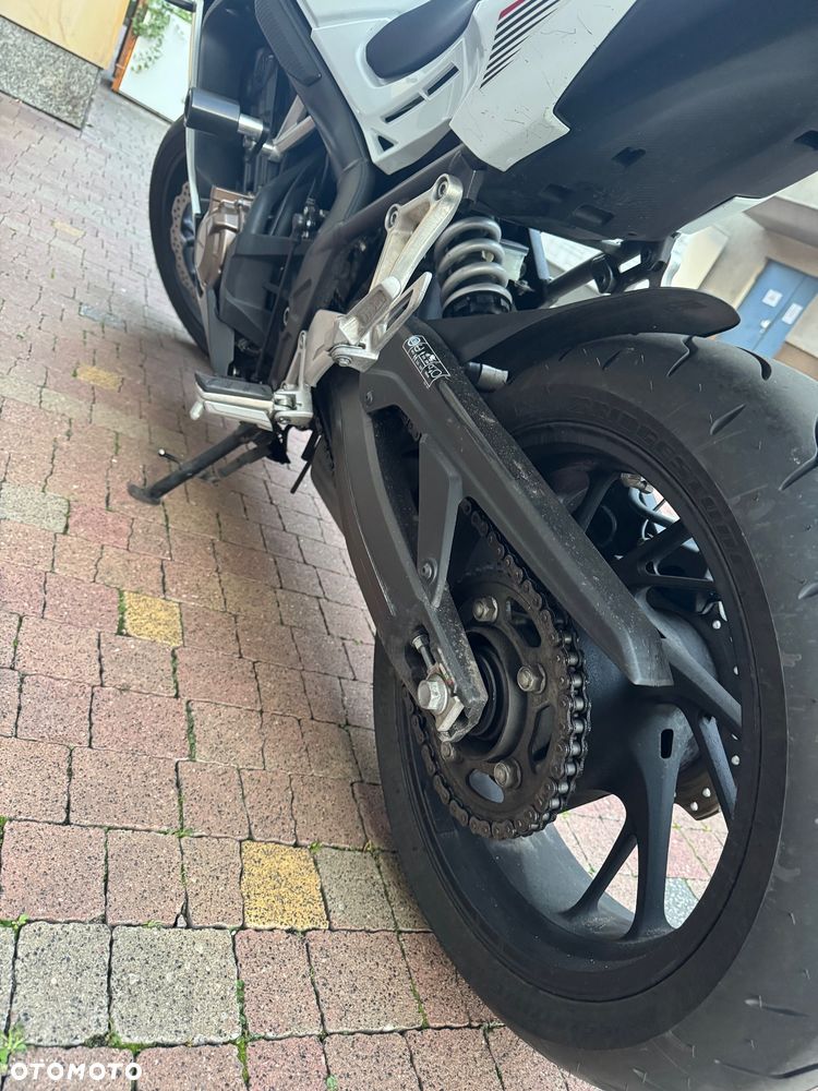 Honda CBR - 12