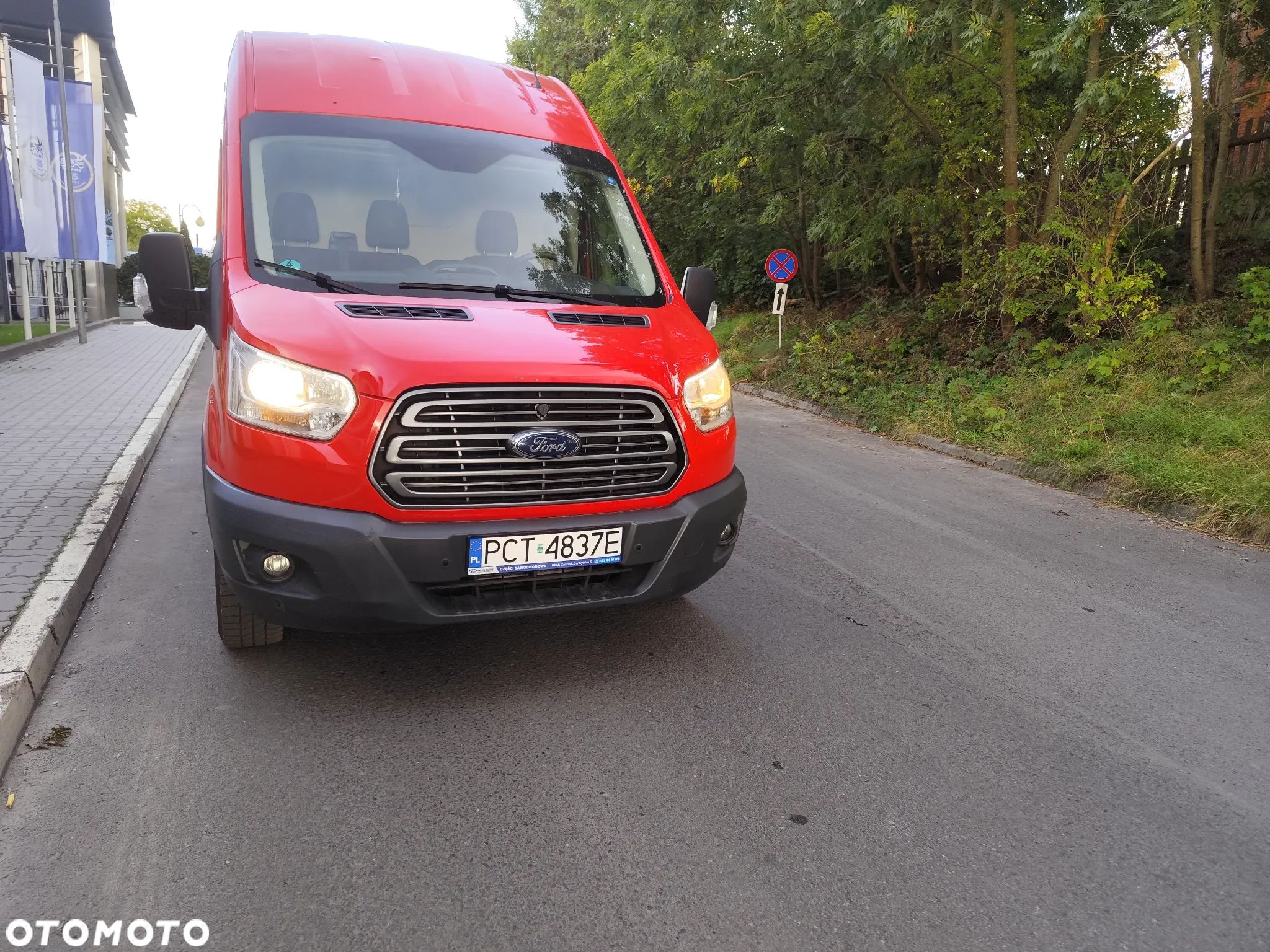 Ford Transit - 1