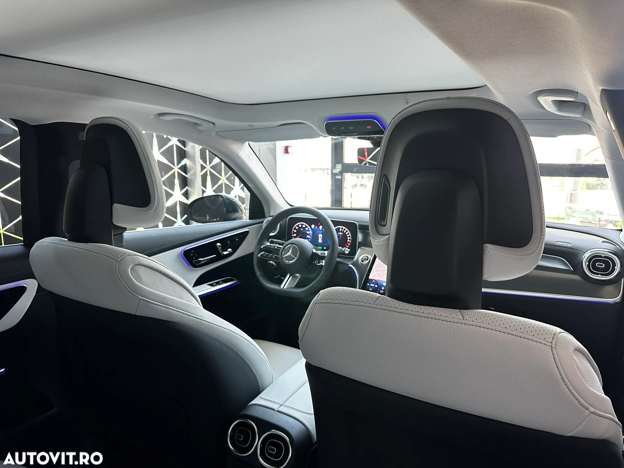 Mercedes-Benz GLC 300 e 4MATIC - 12