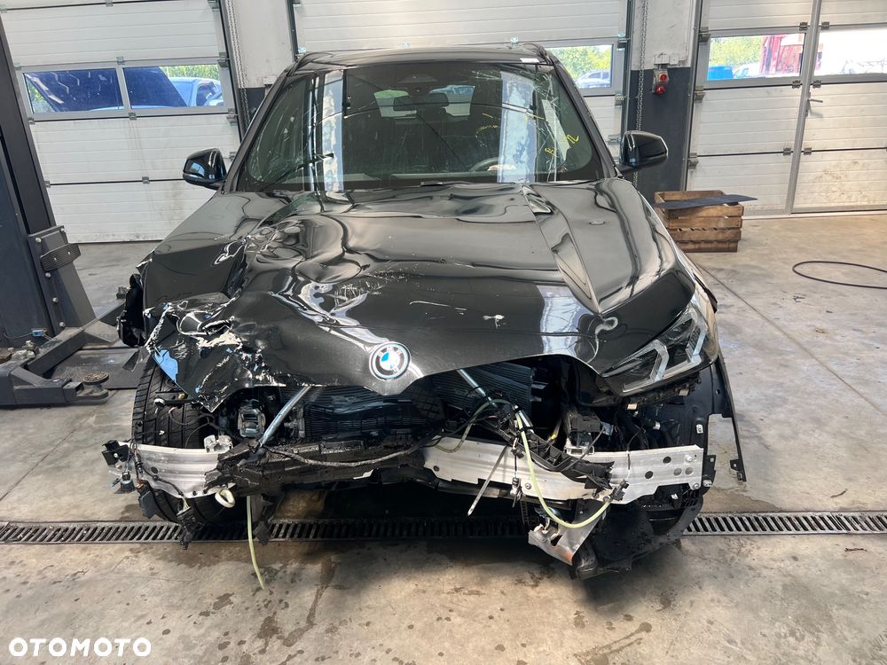 BMW X1 xDrive25e M Sportpaket - 6