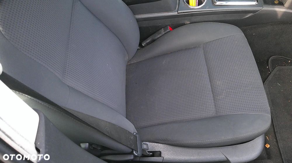 Dodge Charger 2010 r. na części - 11