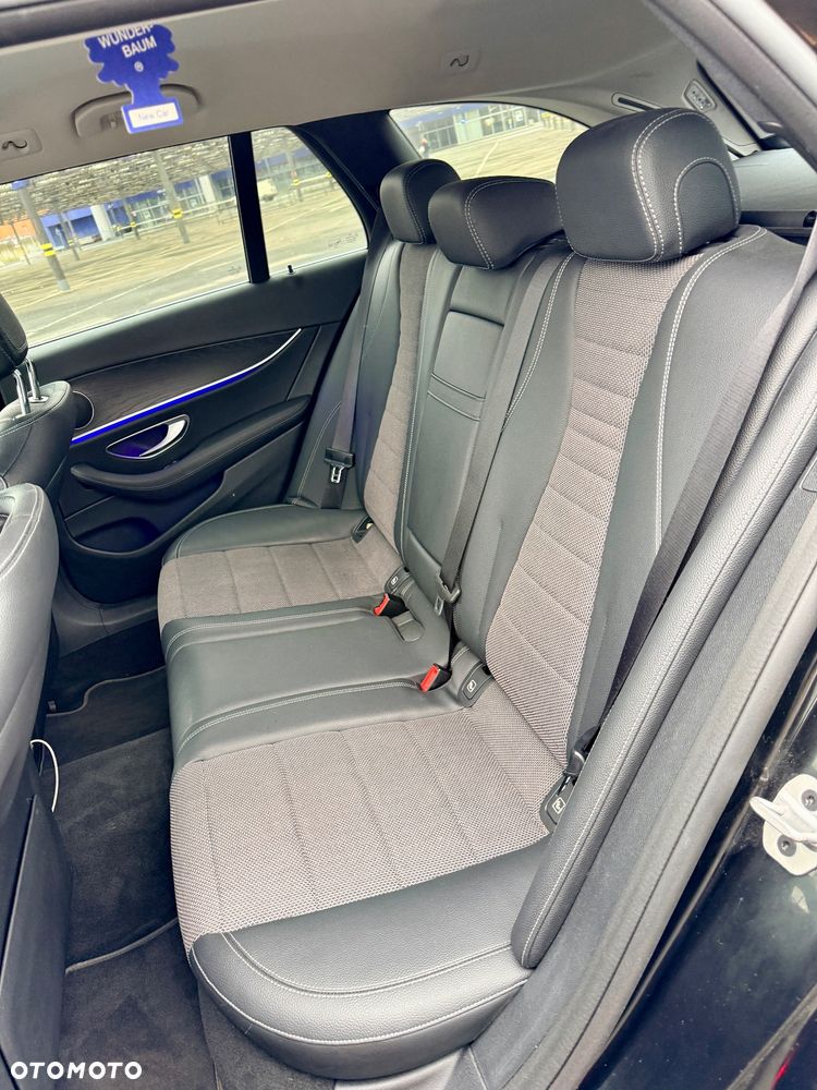 Mercedes-Benz Klasa E 220 d 9G-TRONIC Avantgarde - 28
