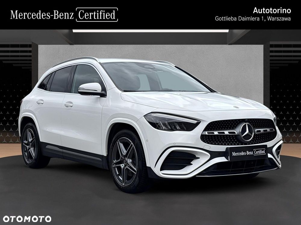 Mercedes-Benz GLA - 8