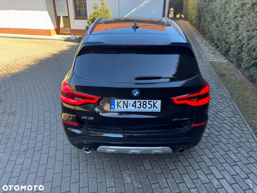 BMW X3 xDrive30i GPF Luxury Line - 9