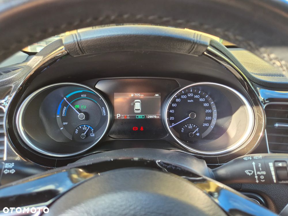 Kia Ceed 1.6 GDI PHEV L DCT - 18
