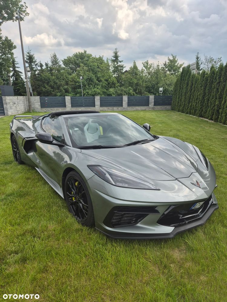 Chevrolet Corvette - 11