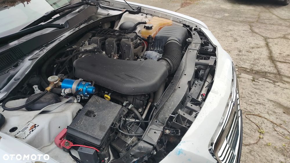 Chrysler 300C - 32