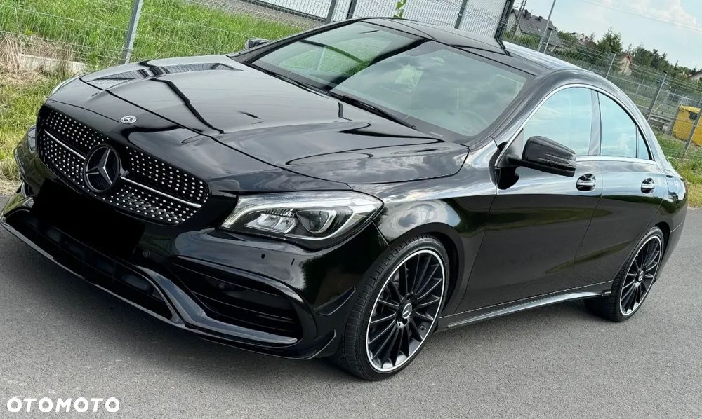 Mercedes-Benz CLA 250 4-Matic AMG Line - 1