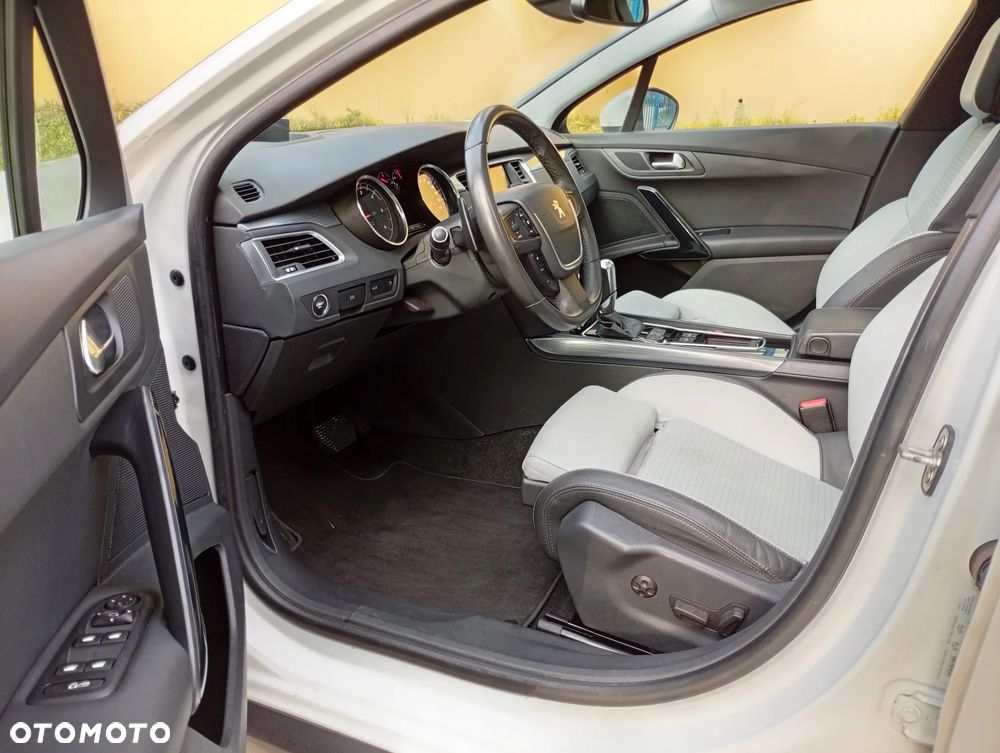 Peugeot 508 RXH BlueHDi 180 EAT6 Stop&Start - 13