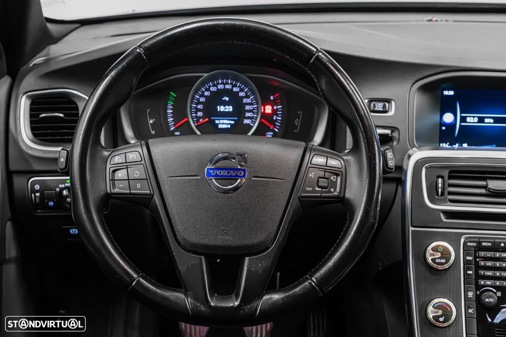 Volvo V60 2.0 D4 Momentum Start/Stop - 12