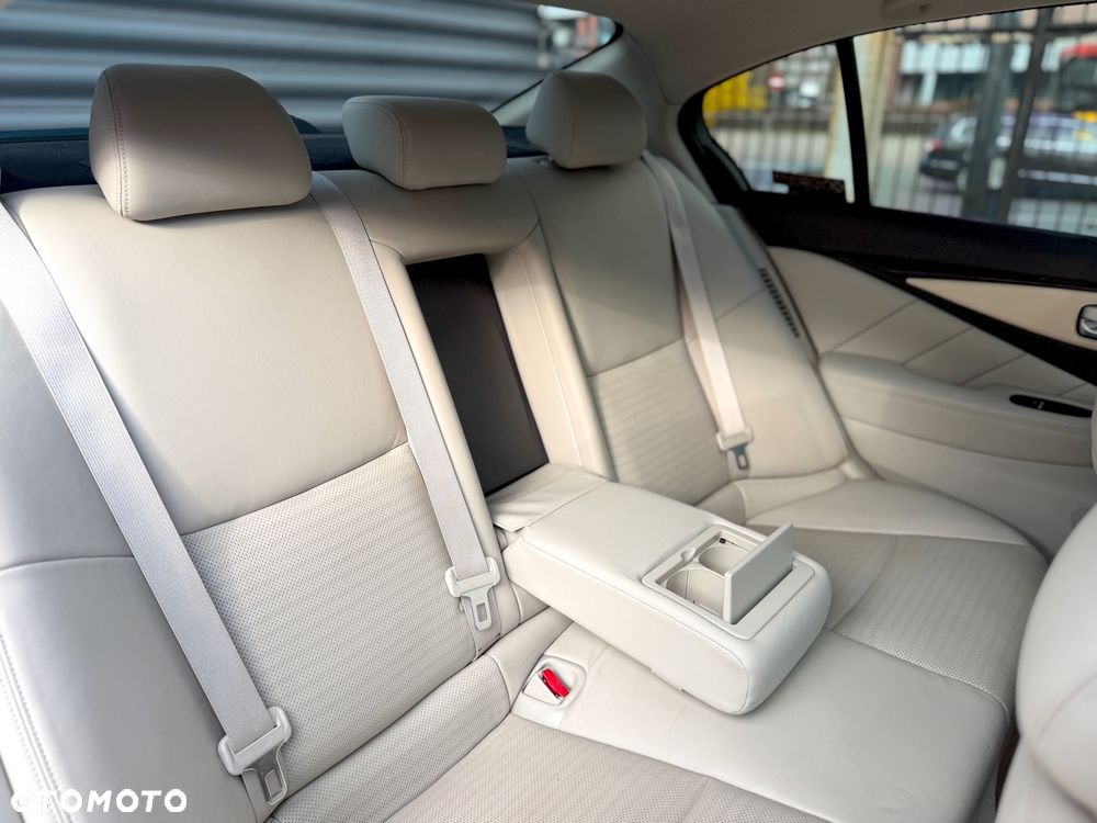 Infiniti Q50 Q50S AWD Sport Tech - 24