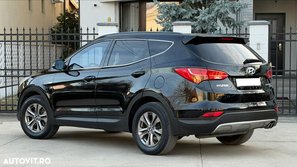 Hyundai Santa Fe - 3