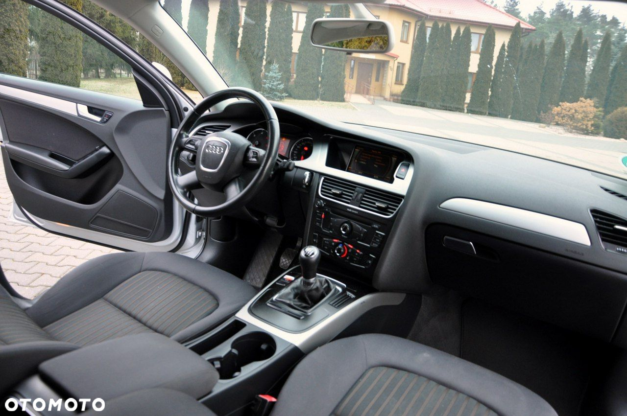 Audi A4 - 24