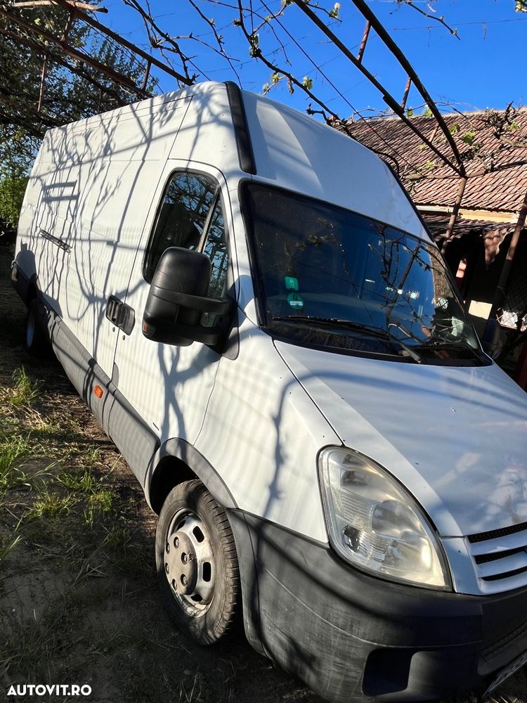 Iveco Massif - 1