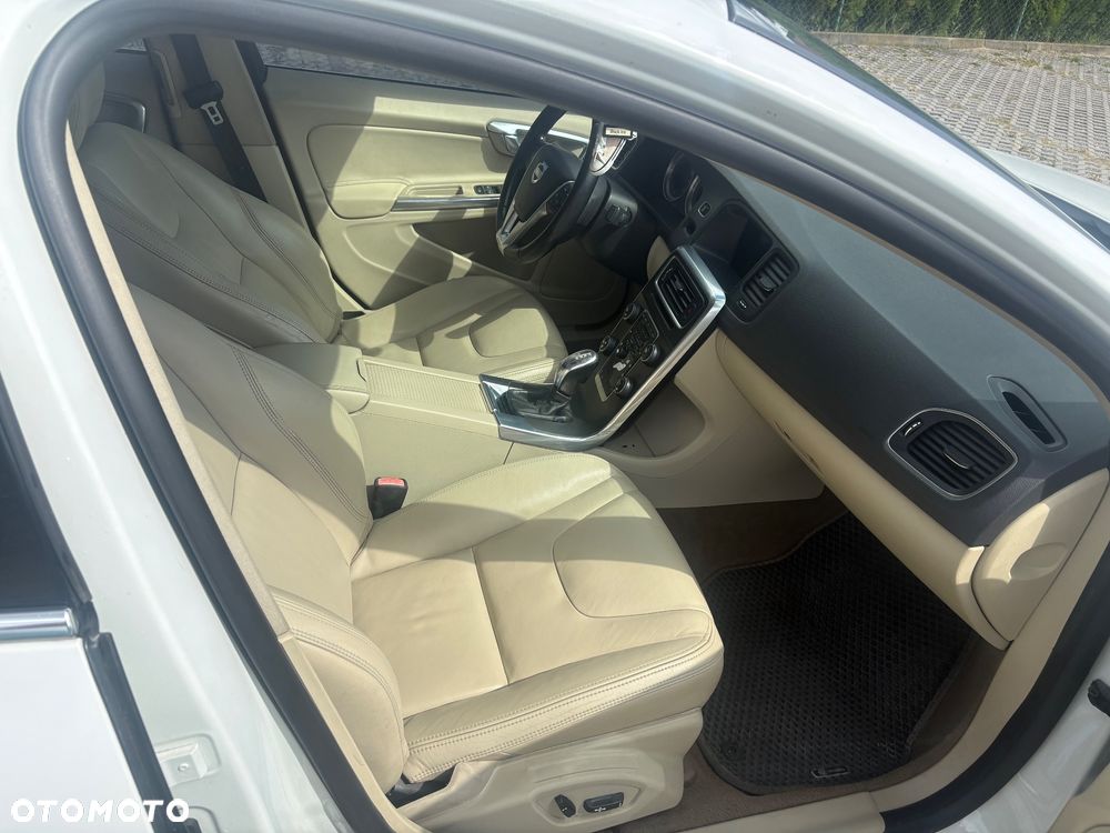 Volvo S60 2.5 T5 - 9