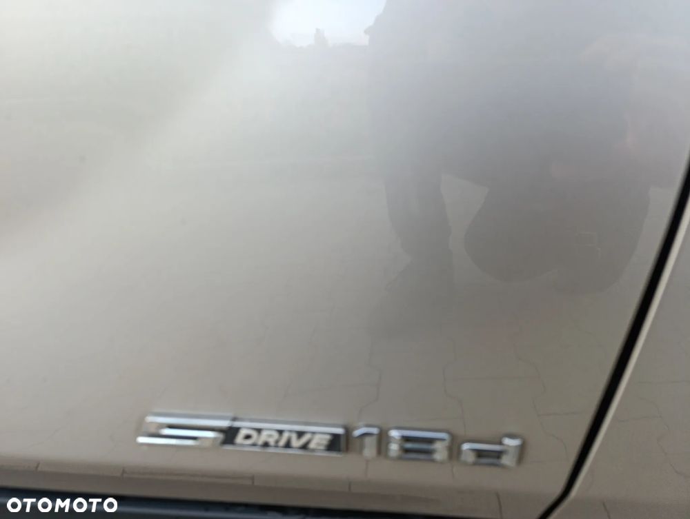 BMW X1 sDrive18d Sport Line - 8