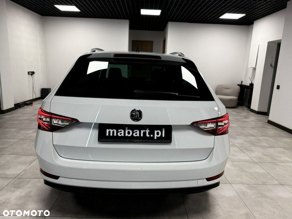 Skoda Superb 2.0 TDI DSG Sportline - 5