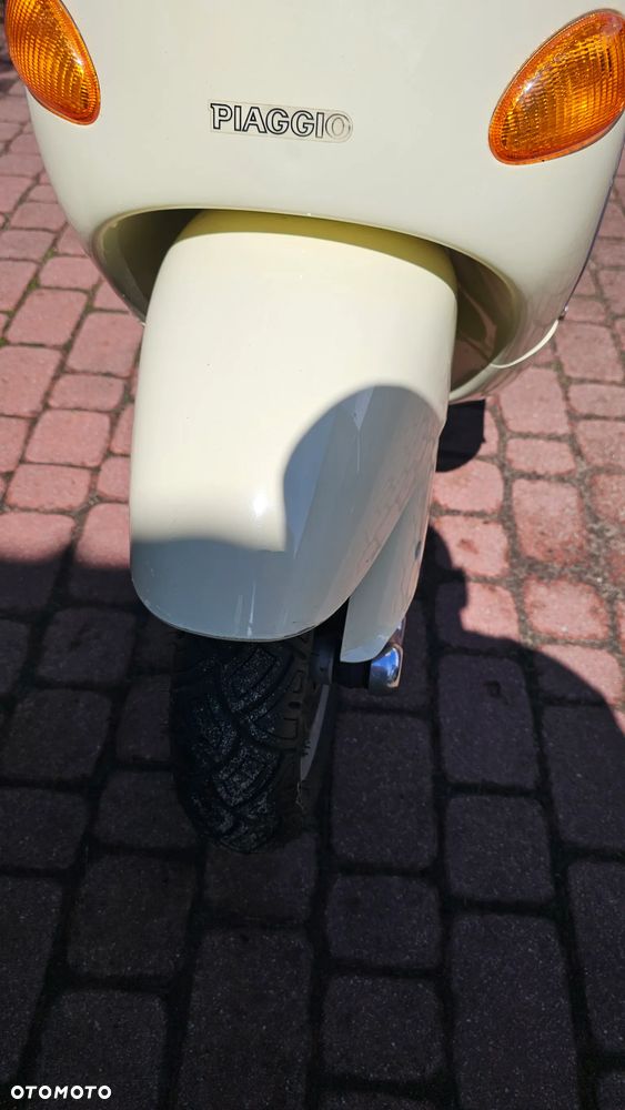 Piaggio Vespa - 15