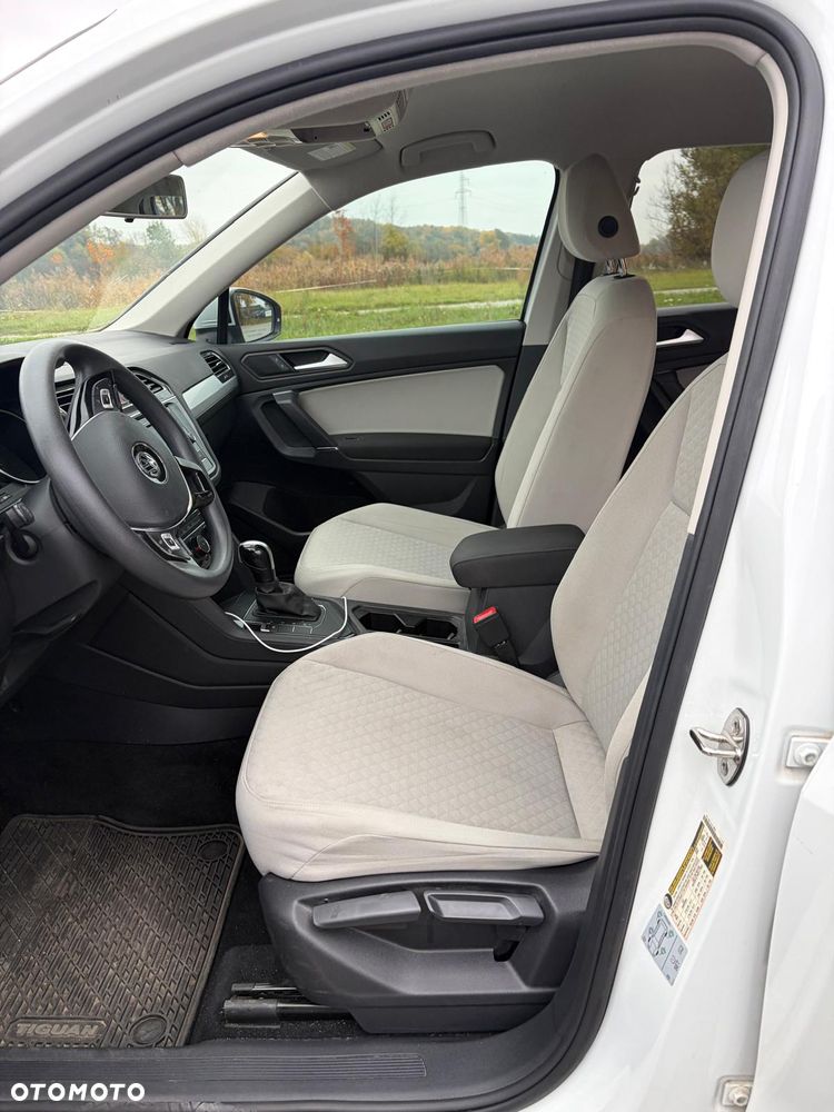 Volkswagen Tiguan - 35