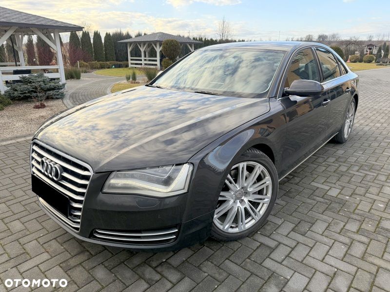 Audi A8 3.0 TDI DPF quattro tiptronic