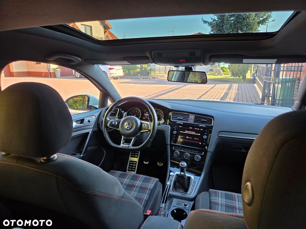 Volkswagen Golf 2.0 TSI BMT GTI - 22