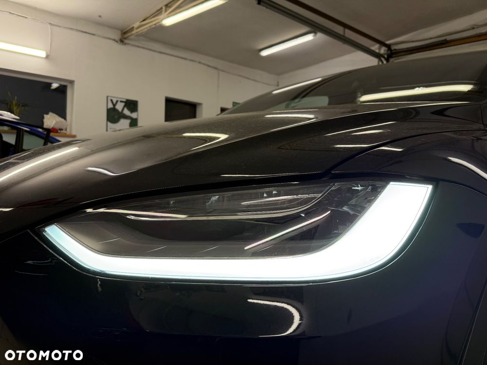 Tesla Model X Performance - 36