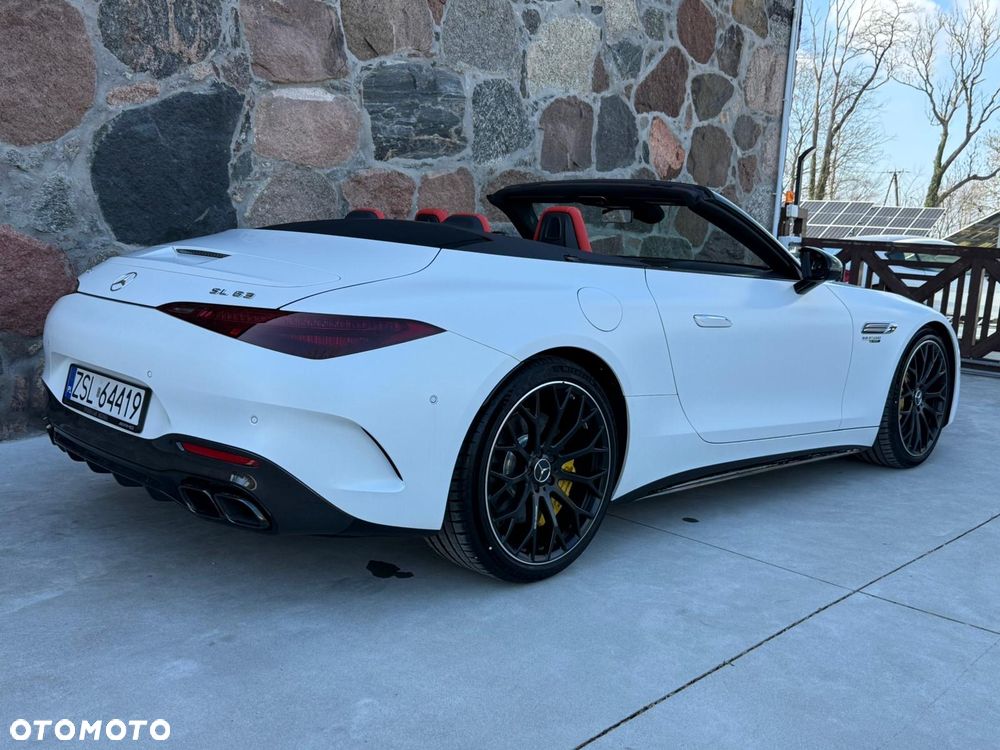 Mercedes-Benz SL AMG 63 4-Matic+ - 12