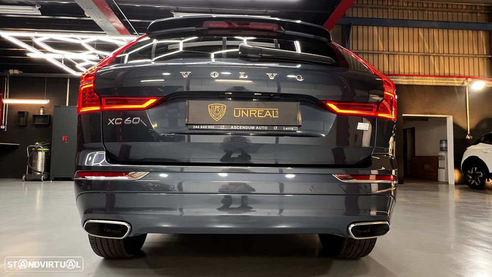 Volvo XC 60 2.0 T6 PHEV Inscription Expression AWD - 29
