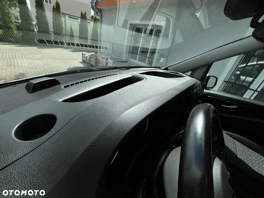 Mercedes-Benz Vito 116 - 24