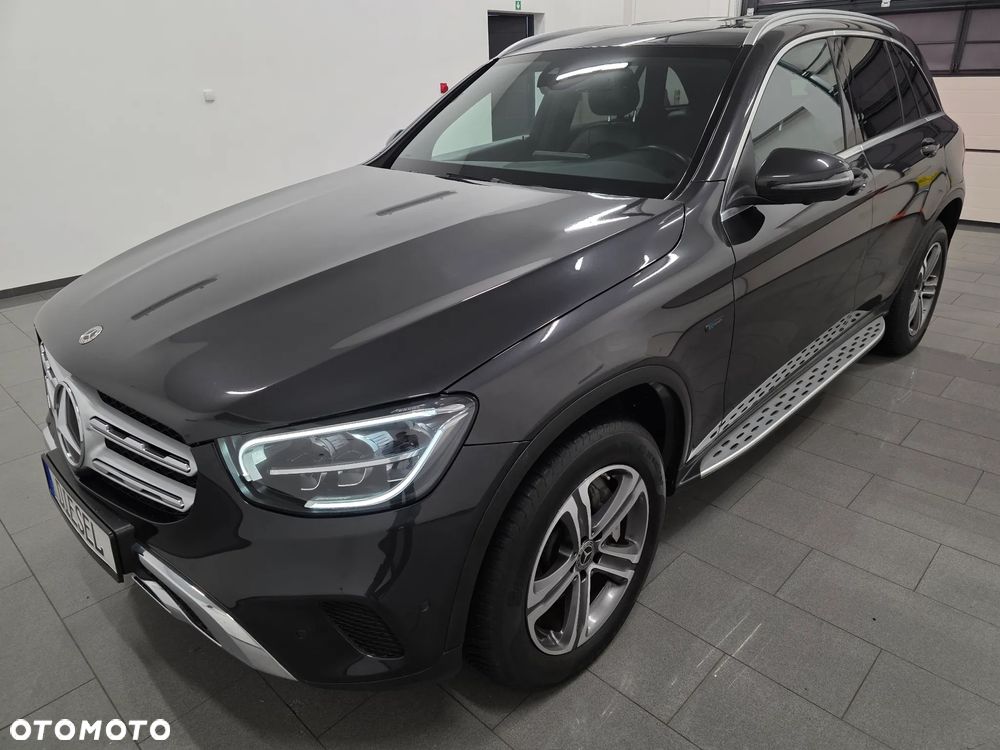 Mercedes-Benz GLC 300 de 4Matic 9G-TRONIC AMG Line Plus - 30
