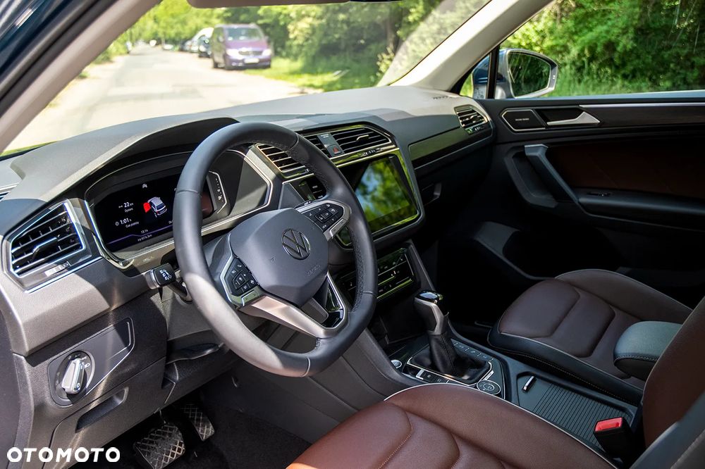 Volkswagen Tiguan 2.0 TSI 4Mot Elegance DSG - 9