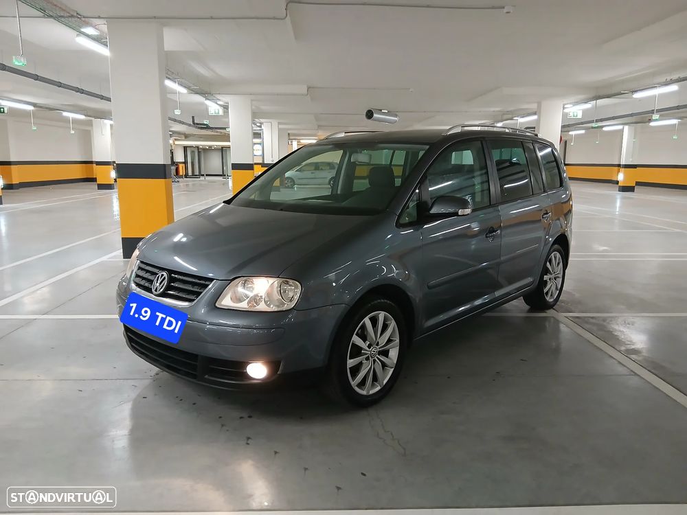 VW Touran 1.9 TDi Highline 7L - 3