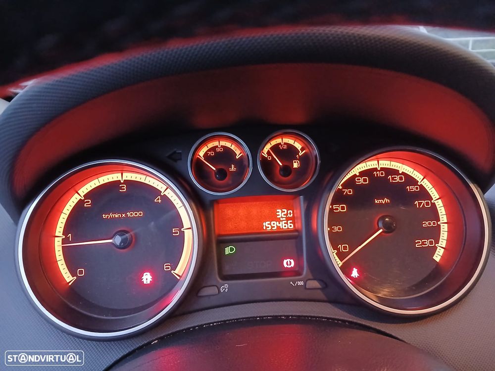 Peugeot 308 1.6 HDi Executive - 13