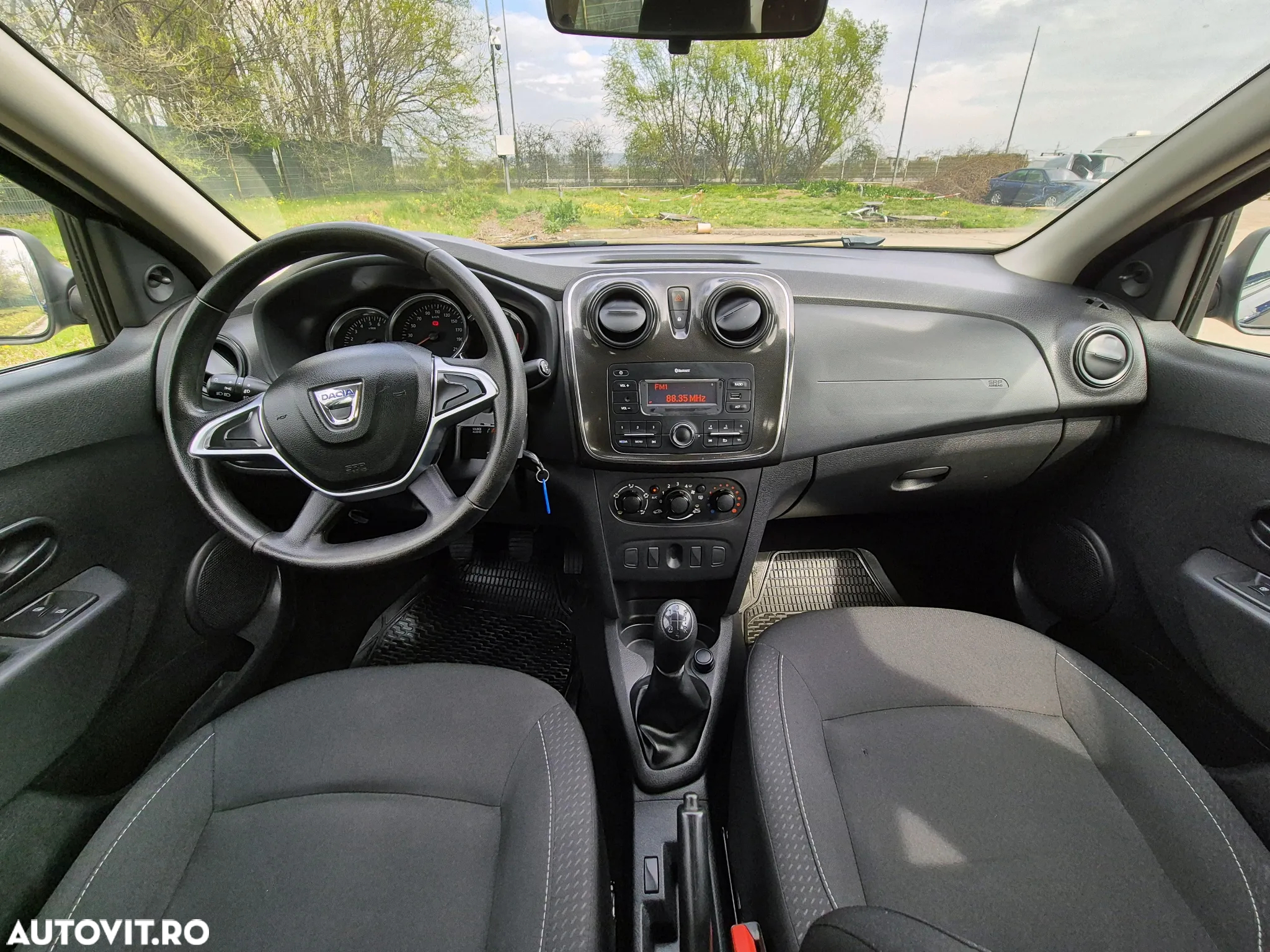 Dacia Logan 1.0 SCe Laureate - 16