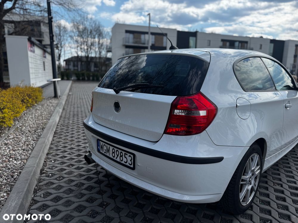 BMW Seria 1 116i - 3