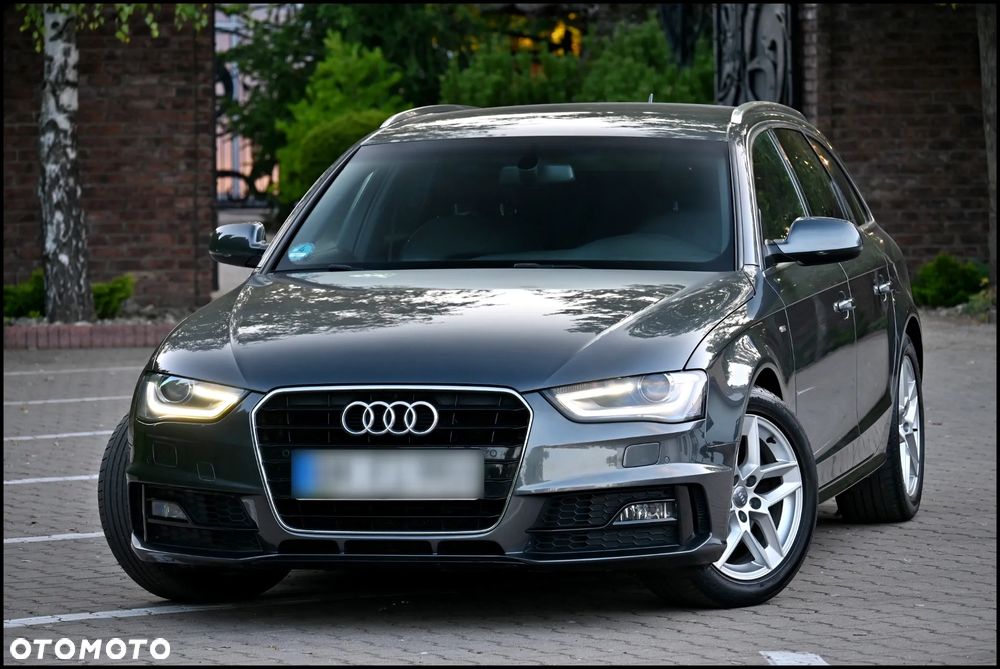 Audi A4 Avant 2.0 TDI DPF clean diesel S line Sportpaket - 2