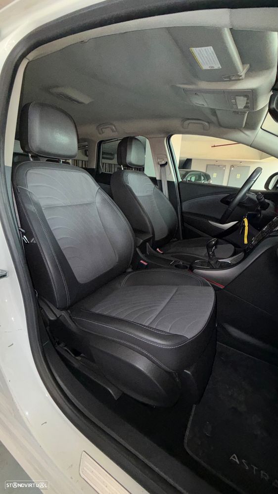 Opel Astra Sports Tourer 1.6 CDTI Dynamic S/S - 10