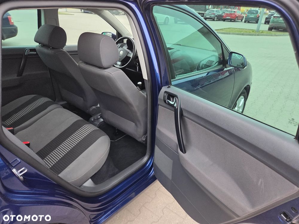 Volkswagen Polo - 23