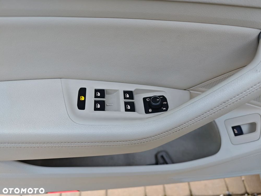 Volkswagen Passat 2.0 TDI BMT SCR Comfortline DSG7 - 23