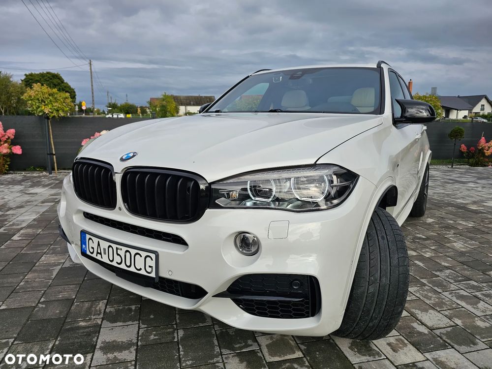 BMW X5 M M50d Sport-Aut - 4