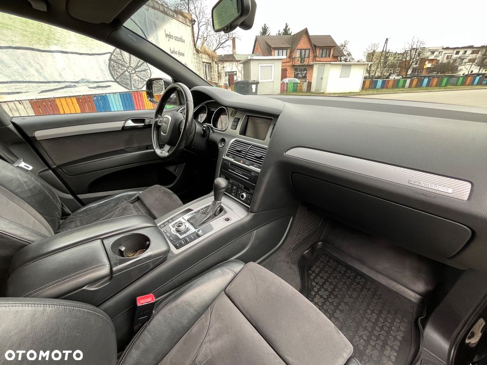 Audi Q7 3.0 TDI DPF Quattro Tiptronic - 32