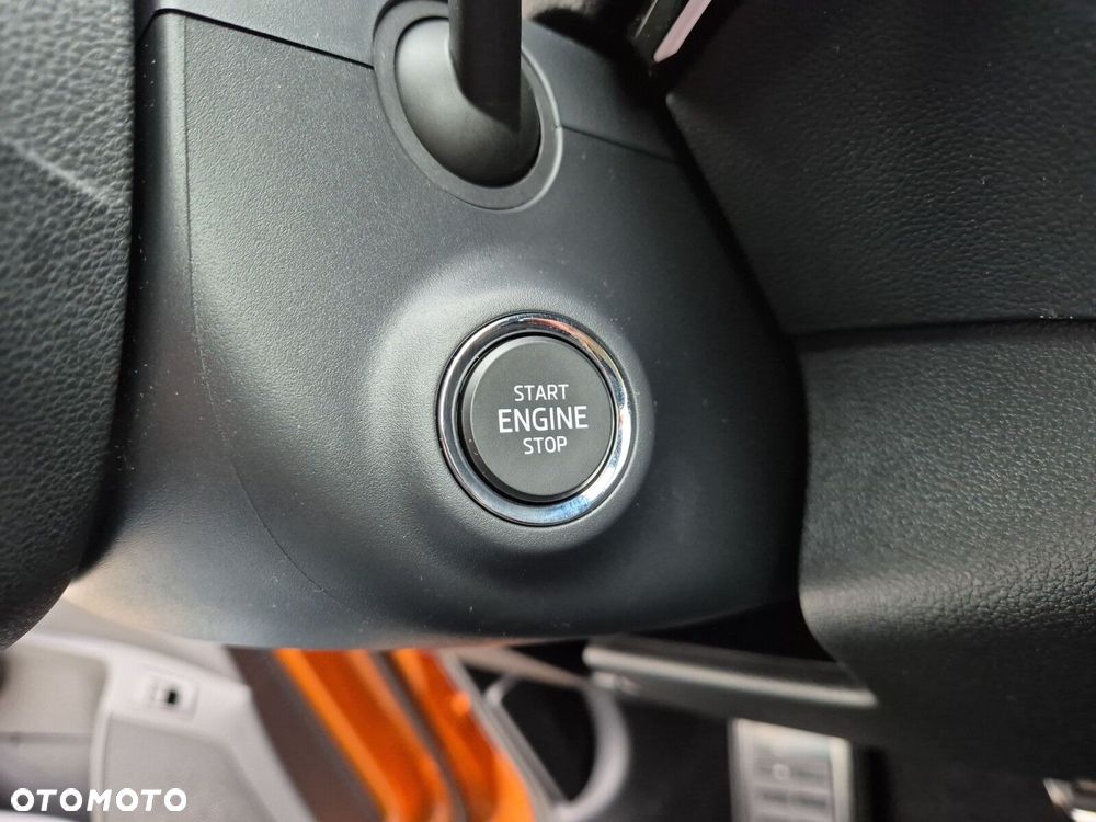 Skoda Karoq 1.5 TSI ACT Sportline DSG - 25