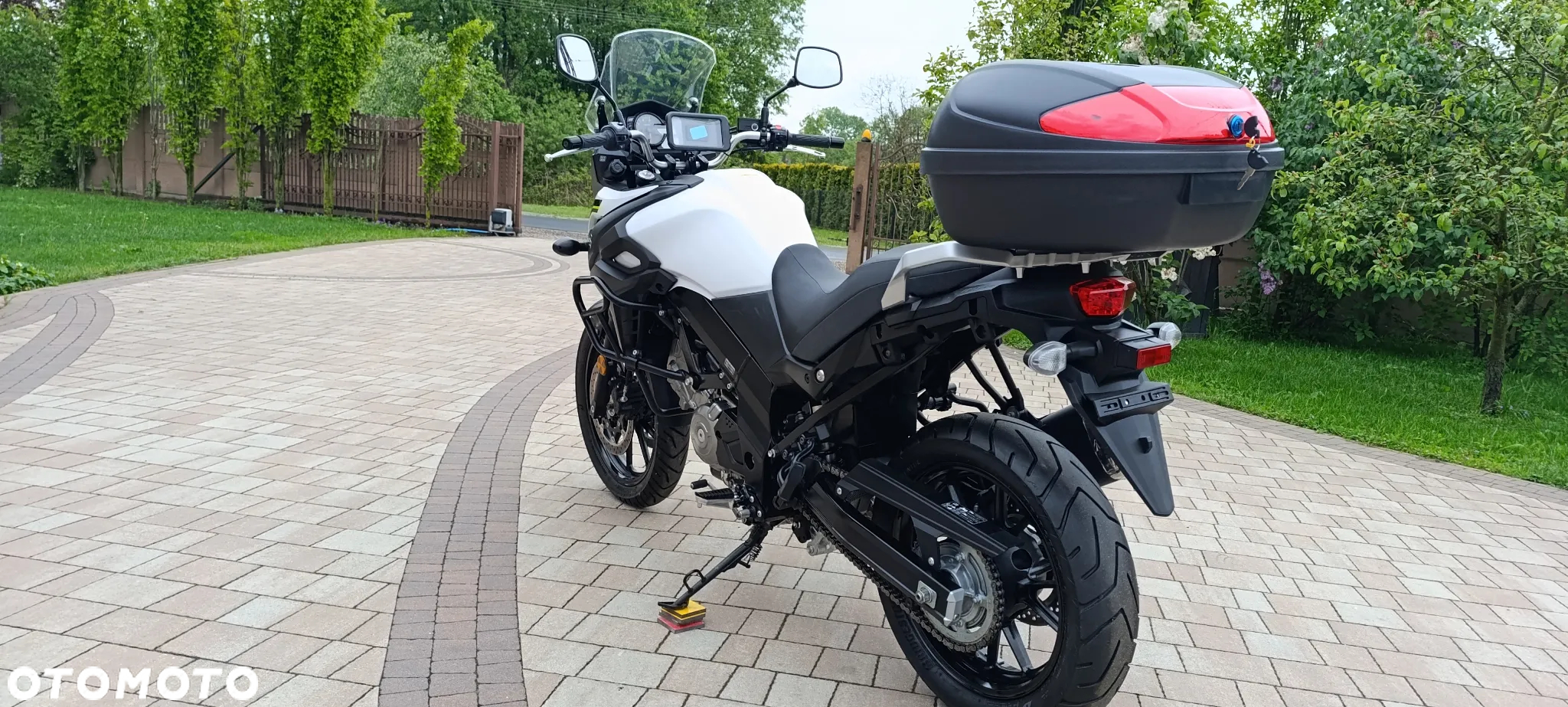 Suzuki V-STROM - 7