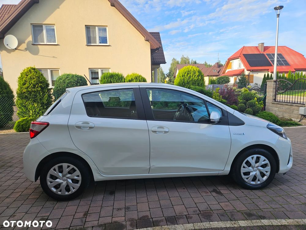 Toyota Yaris Hybrid 1.5 VVT-i Club - 7