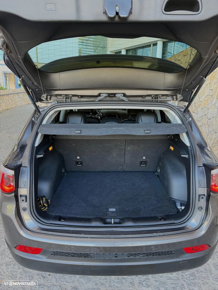Jeep Compass 1.3 T Limited DCT - 6